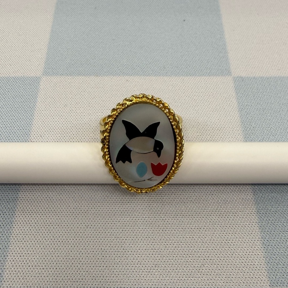Gold Framed Cameo Ring with Bird and a Tulip Size 6-6.25